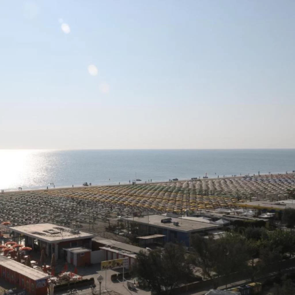 cervia bel mare e spiaggia